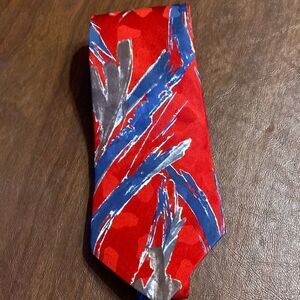 Andre Valetino Red Graphic Tie